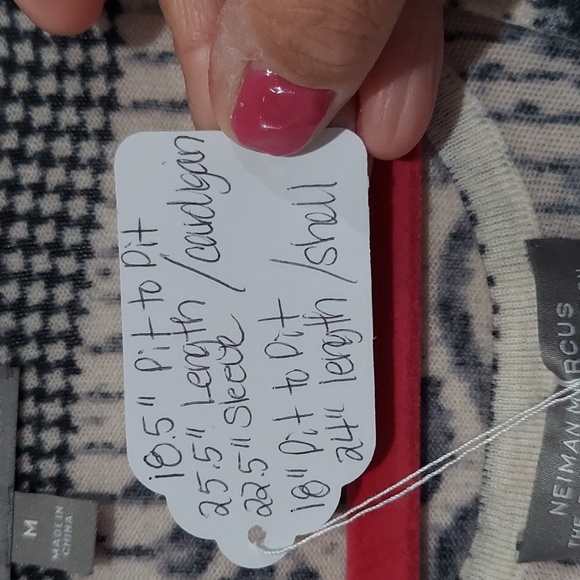 Neiman Marcus Cashmere Collection Shell Small & Cardigan Medium - Picture 5 of 8